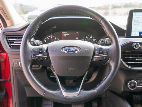 Used 2020 Ford Escape SEL image 14