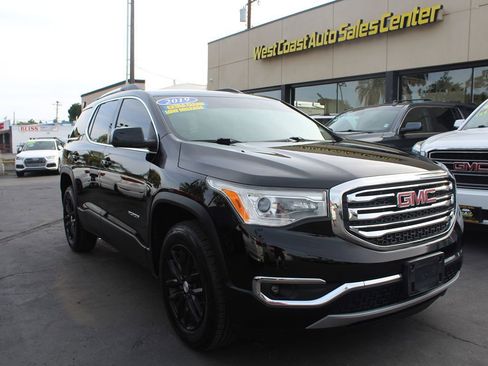 Used 2019 GMC Acadia SLT FWD image 8