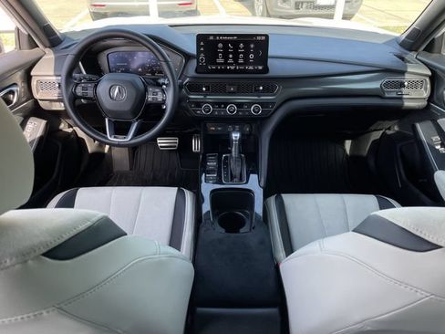 Used 2025 Acura Integra A-Spec FWD image 10