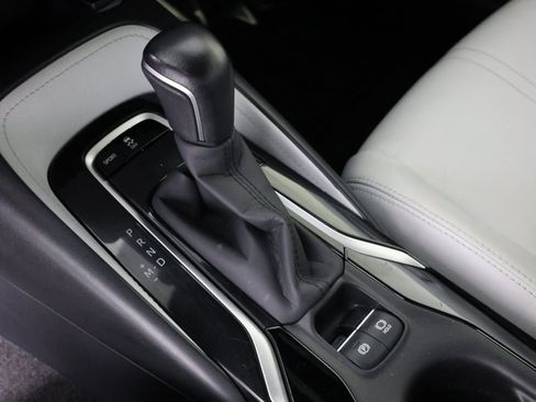 Used 2019 Toyota Corolla XSE image 6