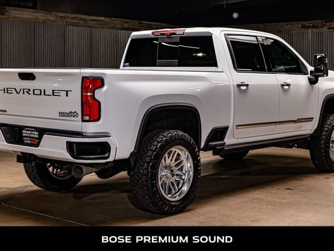 Used 2025 Chevrolet Silverado 2500 High Country w/ Technology Package image 10