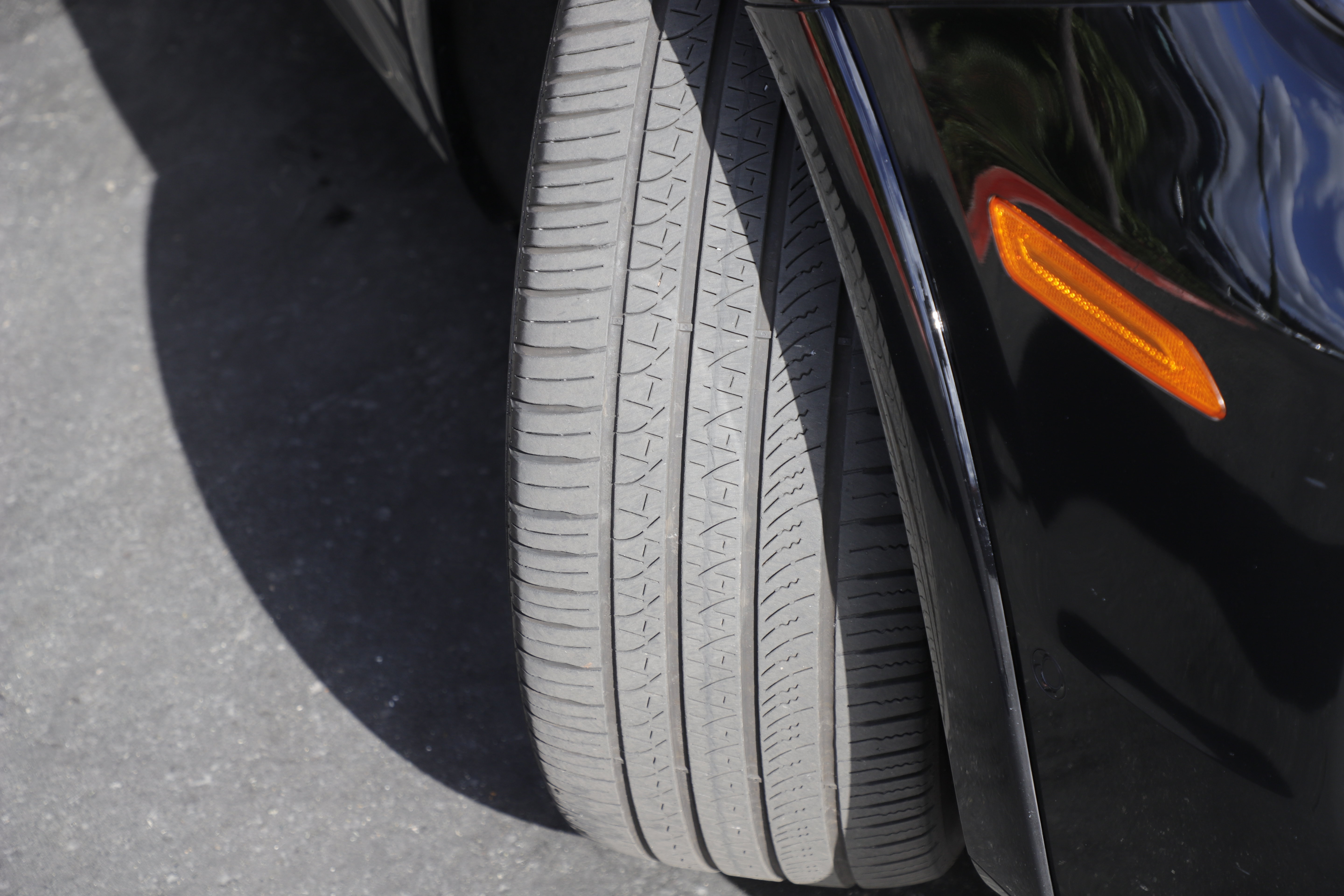 Used 2025 Porsche Cayenne GTS AWD/4WD image 5