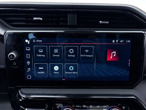 Used 2022 GMC Sierra 1500 AT4 w/ AT4 Premium Package image 29