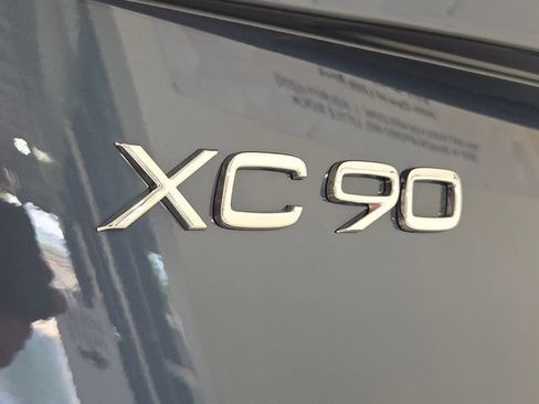 New 2026 Volvo XC90 B6 Plus w/ Protection Package Premier AWD/4WD image 37