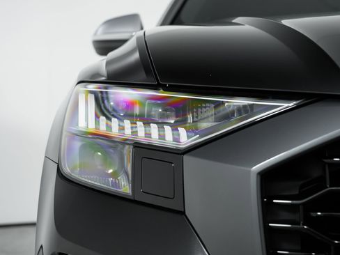 Used 2024 Audi RS Q8 image 40