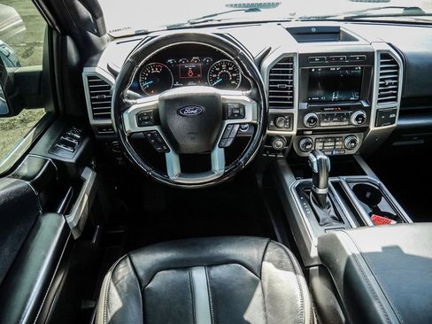 Used 2018 Ford F150 Platinum w/ Equipment Group 701A Luxury AWD/4WD image 30