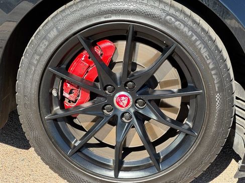 Used 2020 Jaguar F-TYPE Coupe image 32