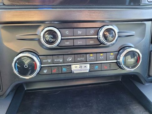 Certified 2023 Ford F450 Lariat w/ Lariat Ultimate Package image 28