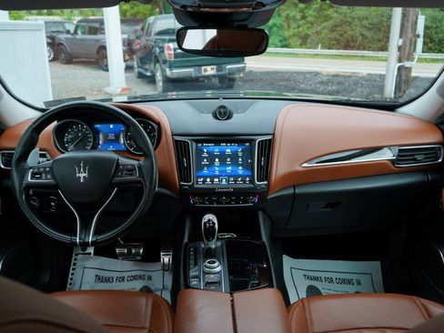 Used 2018 Maserati Levante S GranSport AWD/4WD image 51