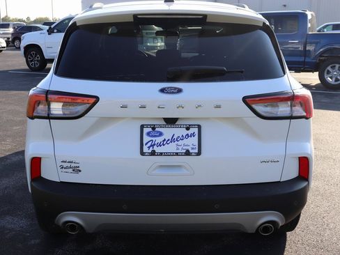 Used 2022 Ford Escape SEL image 10
