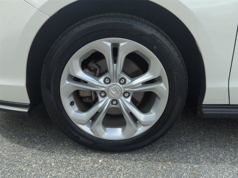 Used 2024 Honda Accord LX image 11