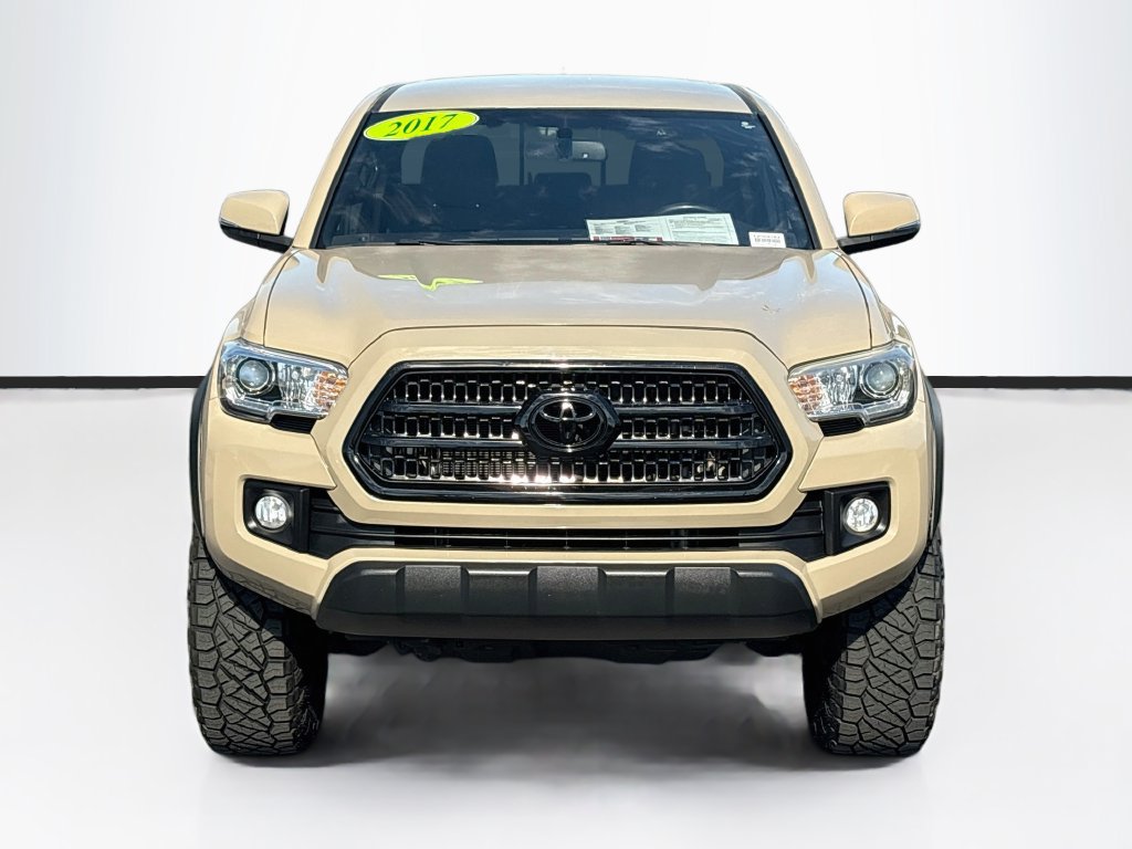 Used 2017 Toyota Tacoma TRD Off-Road w/ Tow Package (A/T) AWD/4WD image 2