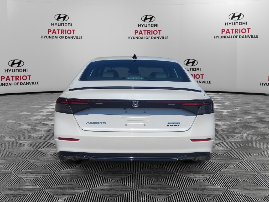 Used 2023 Honda Accord Sport image 4