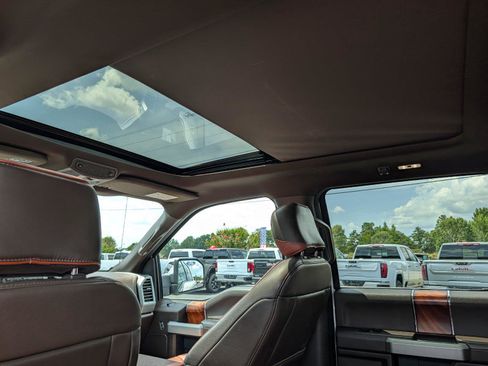 Used 2019 Ford F150 King Ranch w/ Equipment Group 601A Luxury AWD/4WD image 30