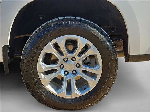 Used 2024 Chevrolet Silverado 1500 LTZ AWD/4WD image 24
