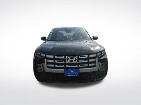 Used 2025 Hyundai Santa Cruz SE AWD/4WD image 2