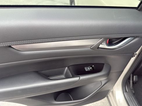 Used 2025 MAZDA CX-5 AWD 2.5 S w/ Select Package image 21