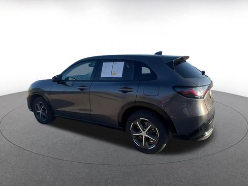 Used 2025 Honda HR-V EX-L image 10