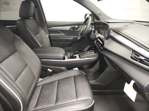 New 2026 Buick Enclave Sport Touring w/ Power Package image 7