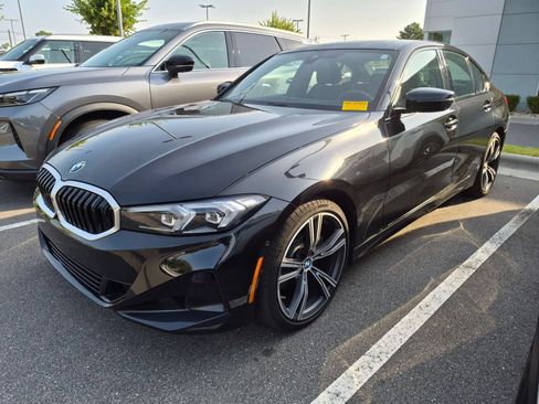 Used 2023 BMW 330i Sedan w/ Premium Package RWD image 5