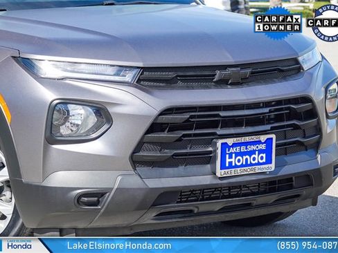 Used 2022 Chevrolet TrailBlazer LS image 2