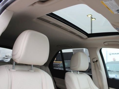 Used 2022 Mercedes-Benz GLE 350 4MATIC image 34