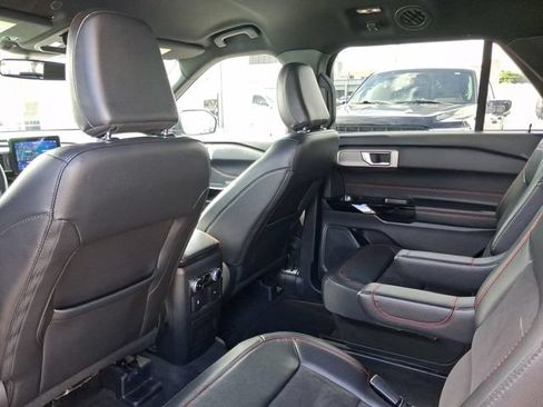 Used 2023 Ford Explorer ST-Line w/ Class IV Trailer Tow Package RWD image 5