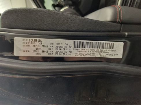 Used 2018 Dodge Durango R/T w/ Technology Group image 17