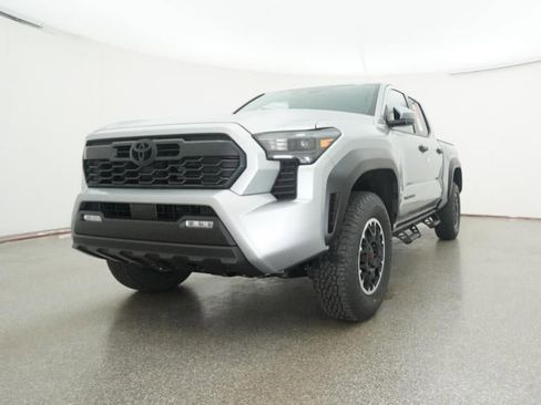 New 2026 Toyota Tacoma TRD Off-Road AWD/4WD image 32