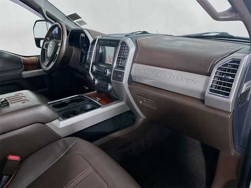Used 2017 Ford F350 King Ranch w/ King Ranch Ultimate Package image 31