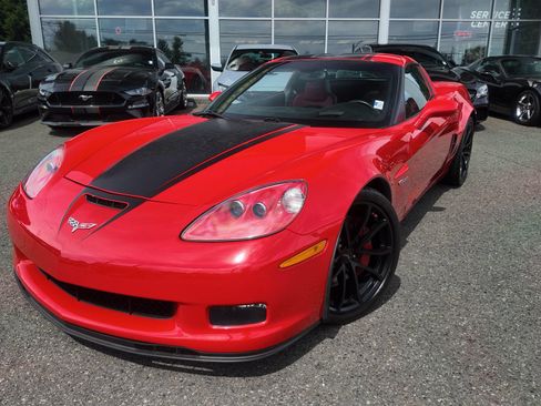 Used 2013 Chevrolet Corvette Z06 RWD image 2