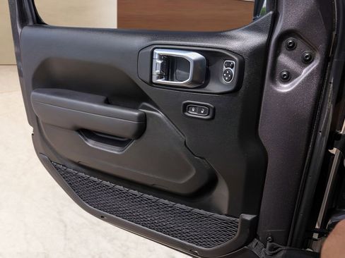Used 2025 Jeep Wrangler Unlimited Sport S 4xe AWD/4WD image 22