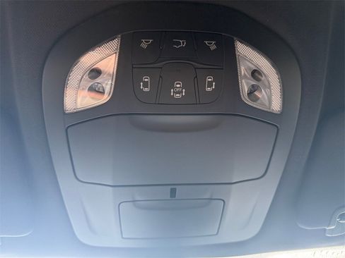 New 2026 Chrysler Pacifica Select w/ S Appearance Package image 26