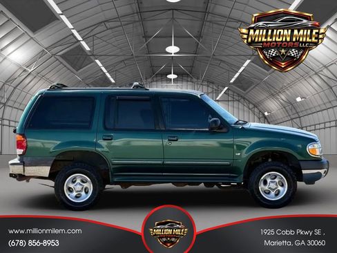 Used 2000 Ford Explorer XLT AWD/4WD image 7
