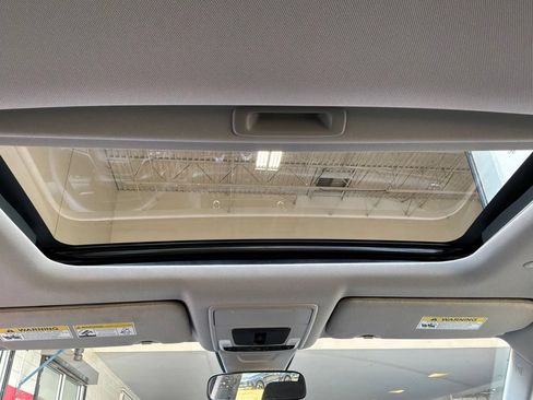 Used 2025 Honda CR-V EX image 19