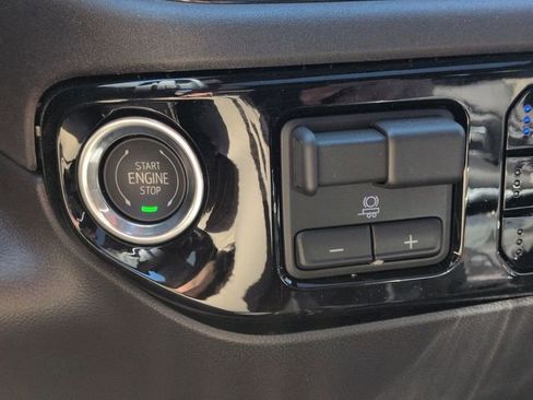 New 2026 Chevrolet Silverado 1500 ZR2 w/ LPO, Dark Essentials Package AWD/4WD image 20