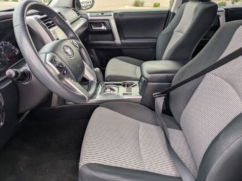 Used 2024 Toyota 4Runner SR5 image 25