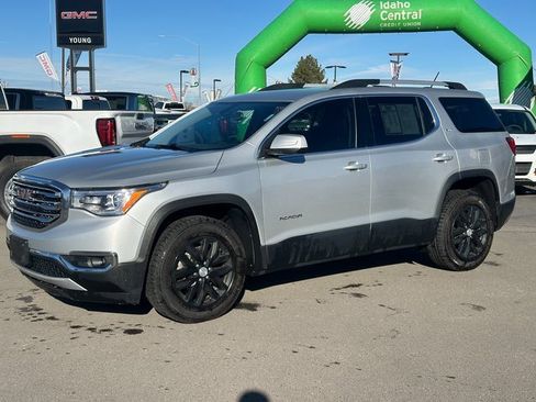 Used 2017 GMC Acadia SLT image 8