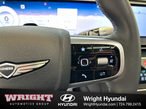 Certified 2025 Genesis GV80 2.5T Prestige image 21