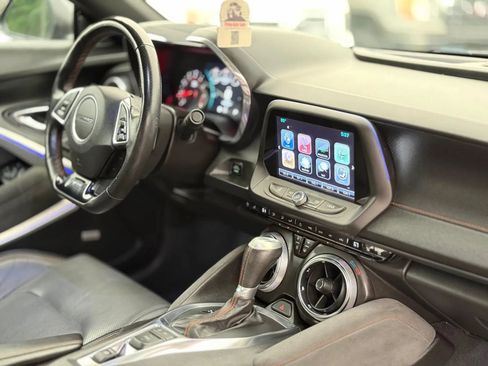 Used 2017 Chevrolet Camaro LT RWD image 25