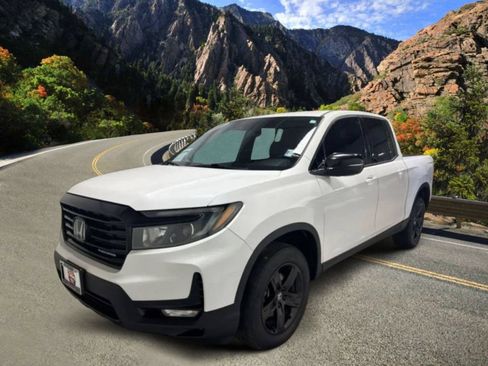 Used 2023 Honda Ridgeline Black Edition image 3