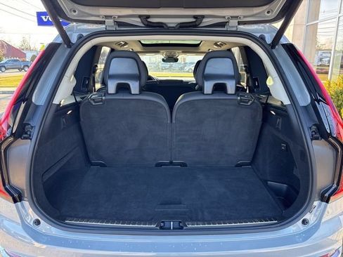 Used 2025 Volvo XC90 B6 Plus AWD/4WD image 11