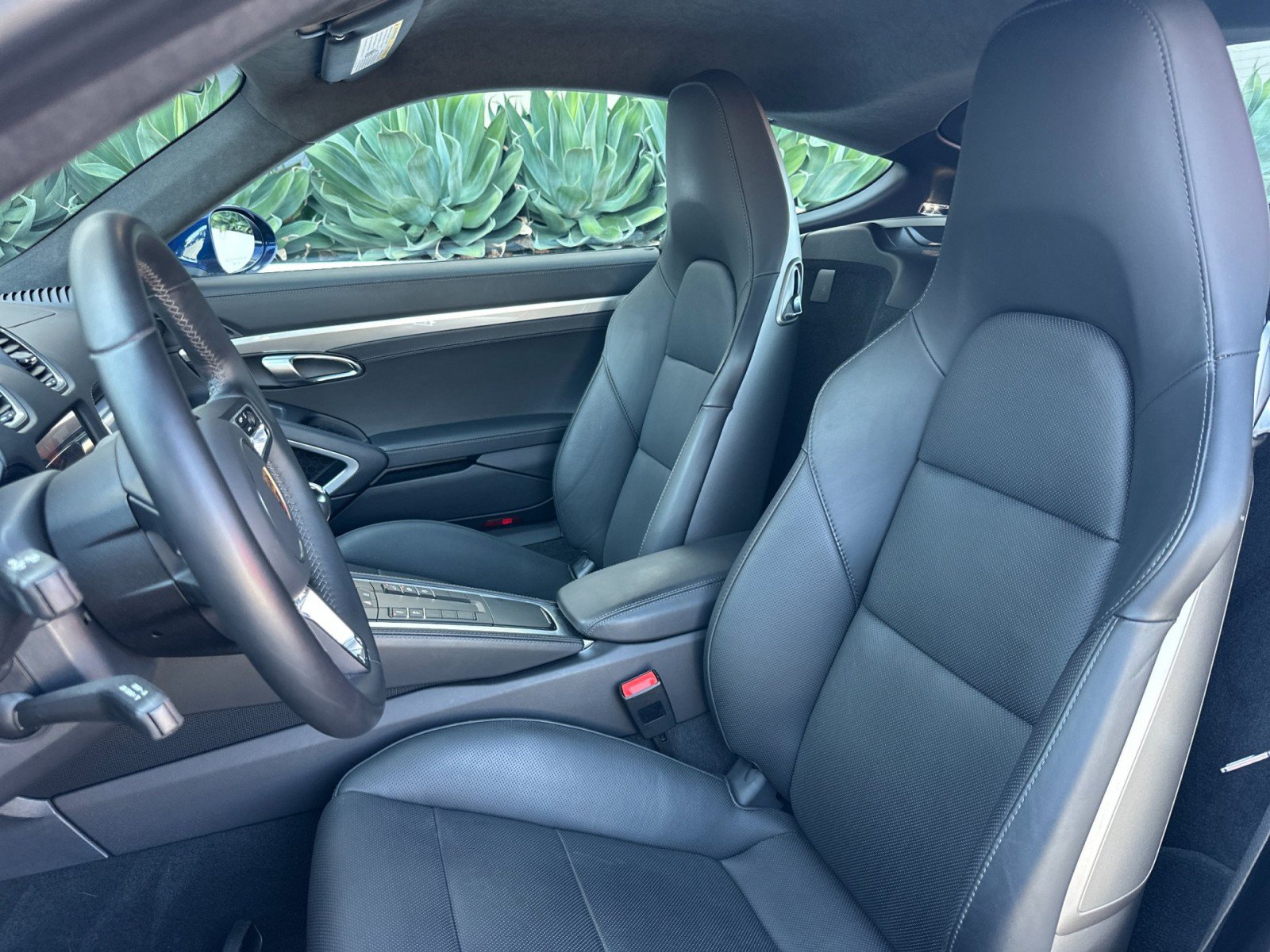 Certified 2025 Porsche 718 Cayman GTS RWD image 5