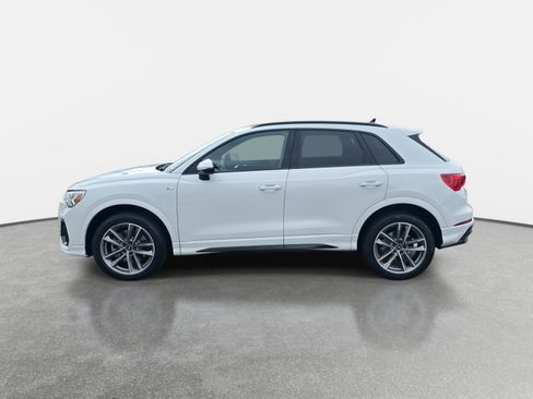Certified 2025 Audi Q3 2.0T Premium w/ Convenience Package image 8