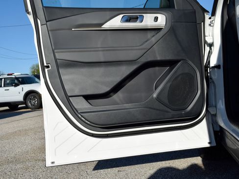 New 2026 Ford Explorer Active w/ Active Comfort Package image 19