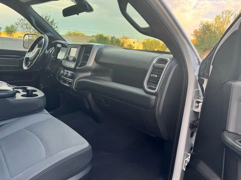 Used 2021 RAM 2500 Big Horn image 30