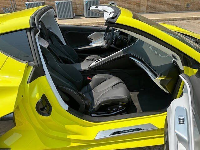 Used 2023 Chevrolet Corvette Stingray Premium Cpe w/ Z51 Performance Package RWD image 15
