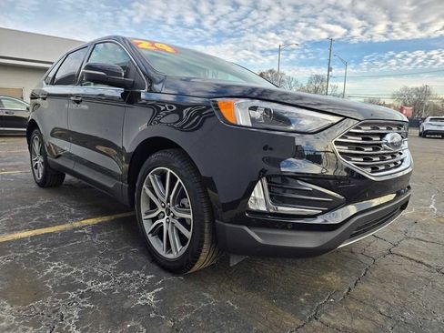 Used 2024 Ford Edge Titanium image 8
