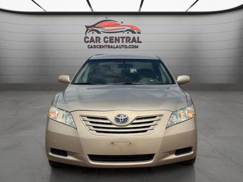 Used 2009 Toyota Camry CE image 1