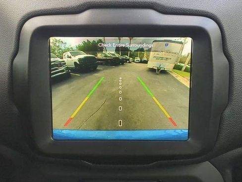 Certified 2022 Jeep Renegade Latitude AWD/4WD image 22